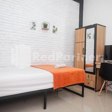Rumah Daun Timoho Yogyakarta Redpartner المظهر الخارجي الصورة