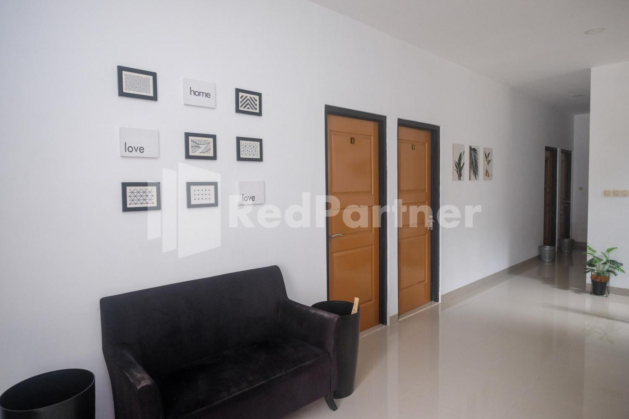 Rumah Daun Timoho Yogyakarta Redpartner المظهر الخارجي الصورة