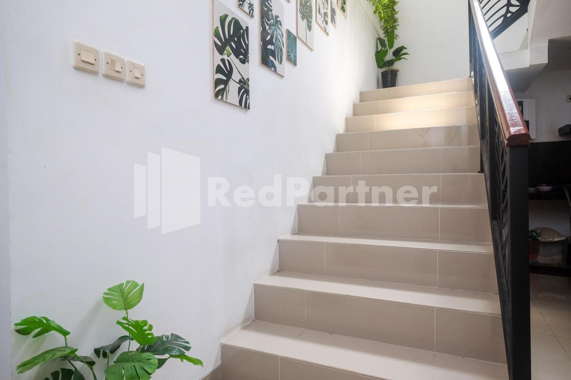 Rumah Daun Timoho Yogyakarta Redpartner المظهر الخارجي الصورة